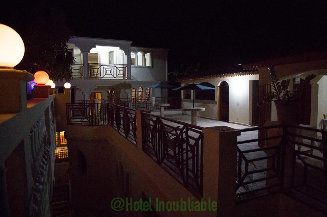 Cotterelle Hotel Inoubliable מראה חיצוני תמונה