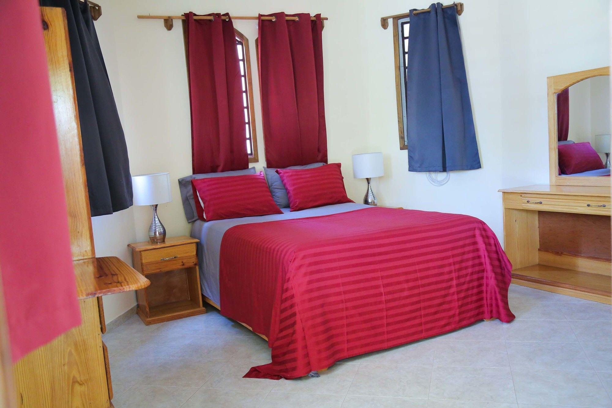 Cotterelle Hotel Inoubliable מראה חיצוני תמונה